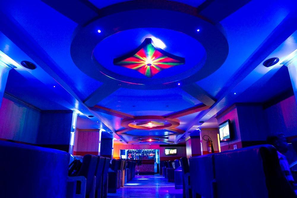 Hotel Park Plaza Madurai Esterno foto